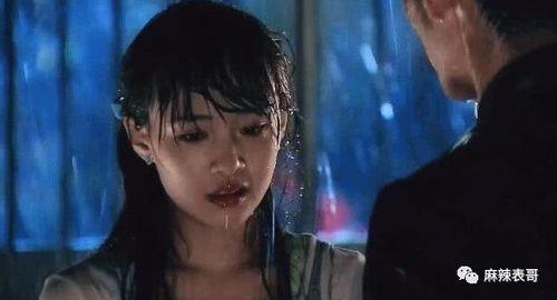 娱乐吃瓜酱爷爷淋雨,娱乐吃瓜酱背后的感人故事