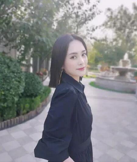 娱乐吃瓜爆料蒋佳恩微博,娱乐圈幕后真相大揭秘！”